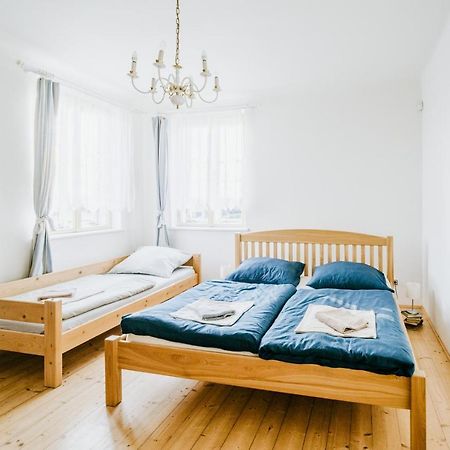 U nás ve vile Hostal Cejc Exterior foto