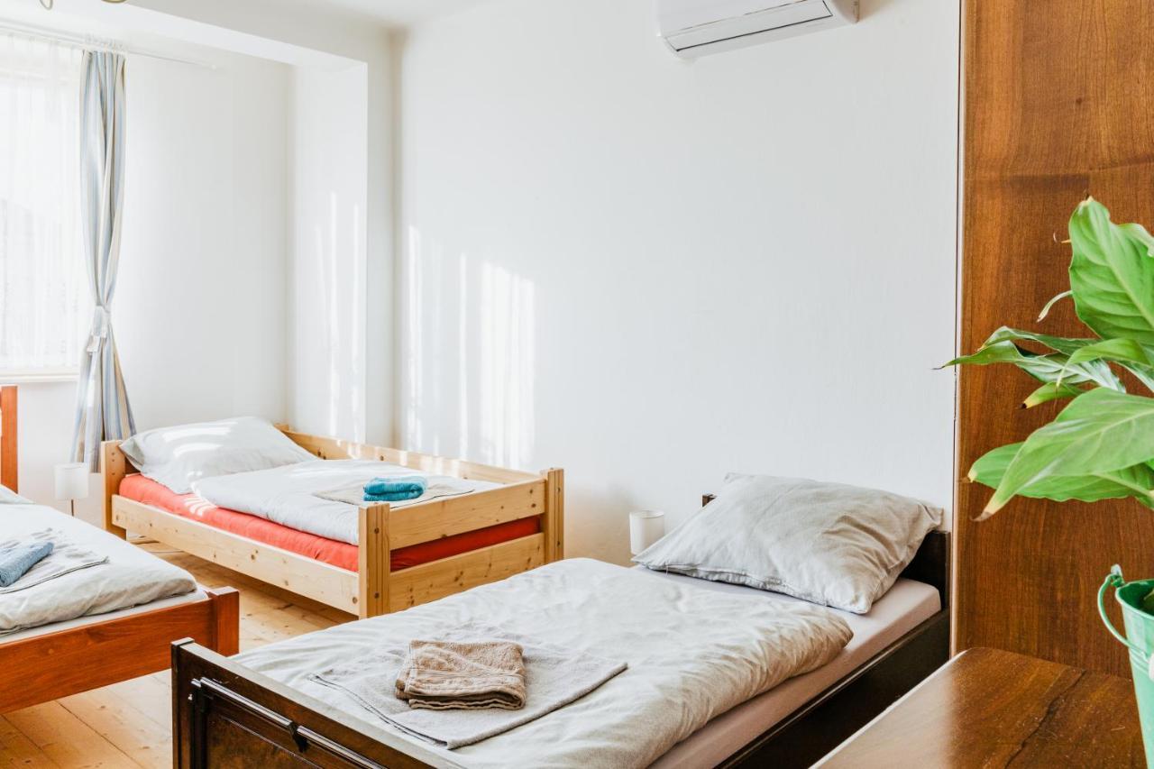 U nás ve vile Hostal Cejc Exterior foto