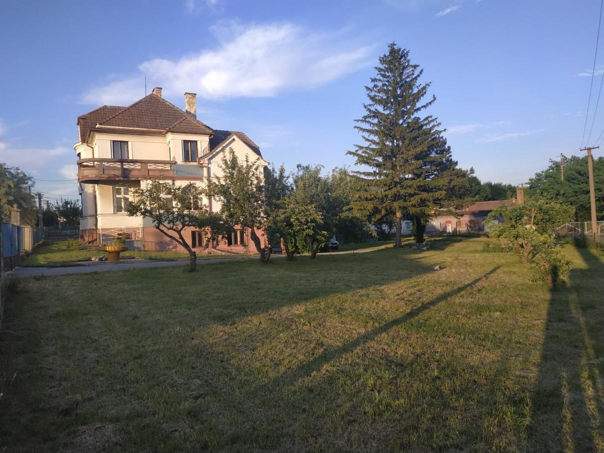 U nás ve vile Hostal Cejc Exterior foto